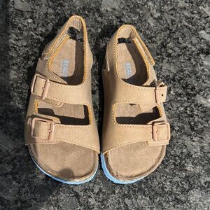 Kenneth Cole Reaction Kids Tan Sandals